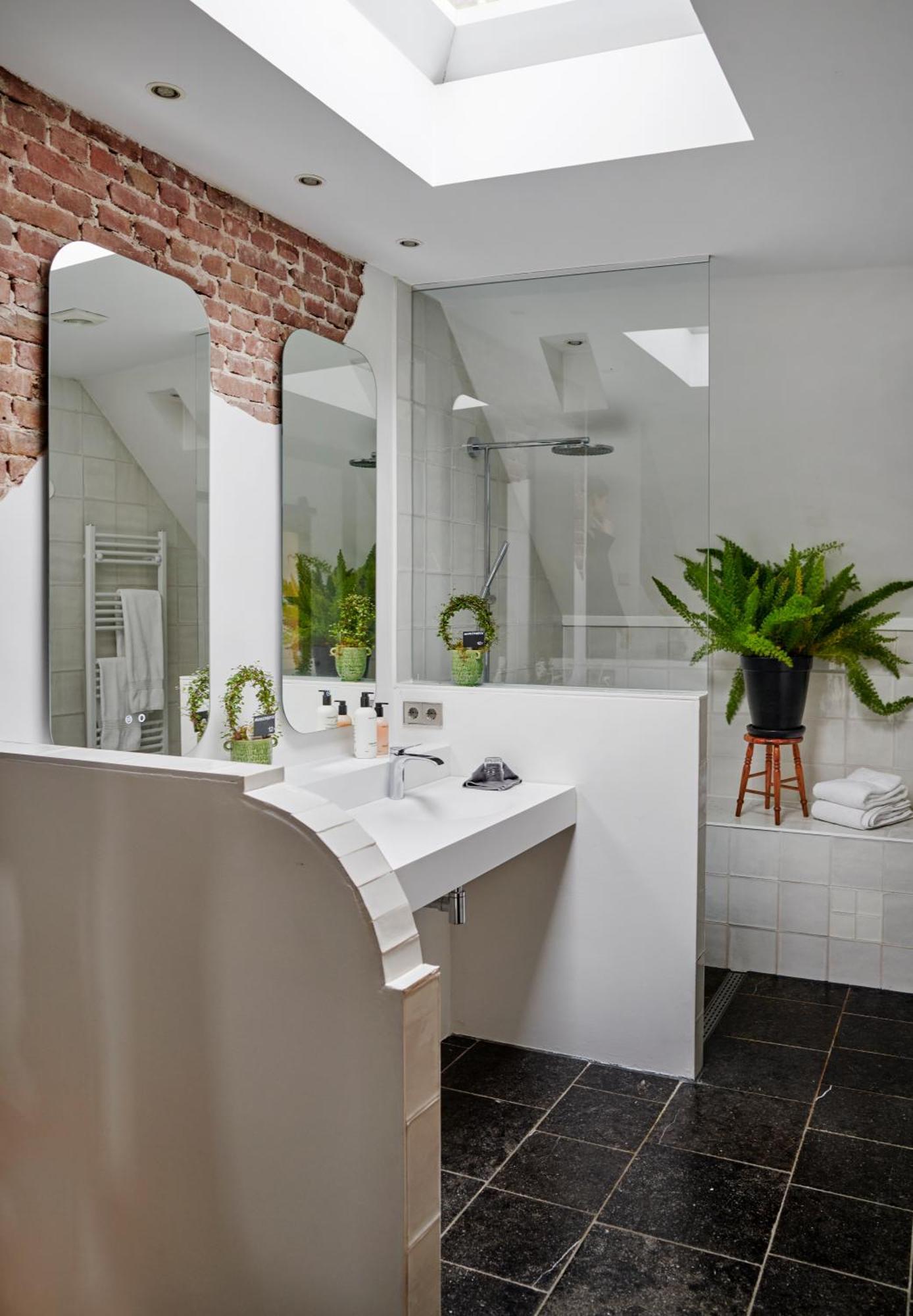 Station Hotel 4*